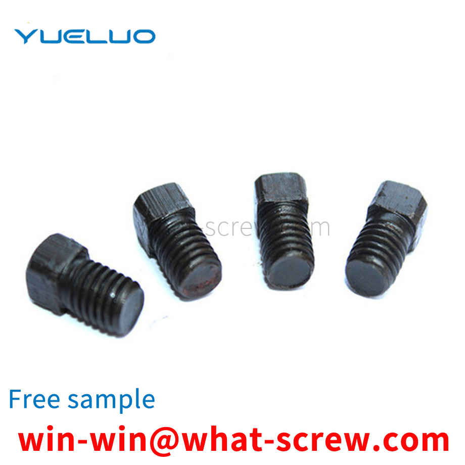 Machining square head bolts