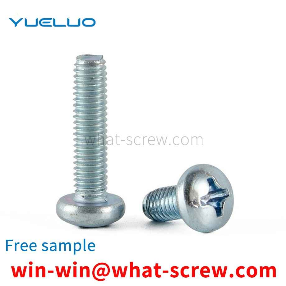 Triangular tail tapping screw