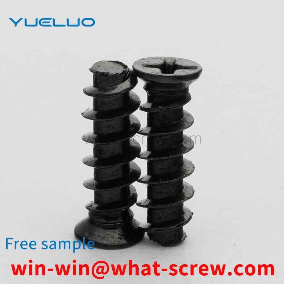 Flat tail tapping screw