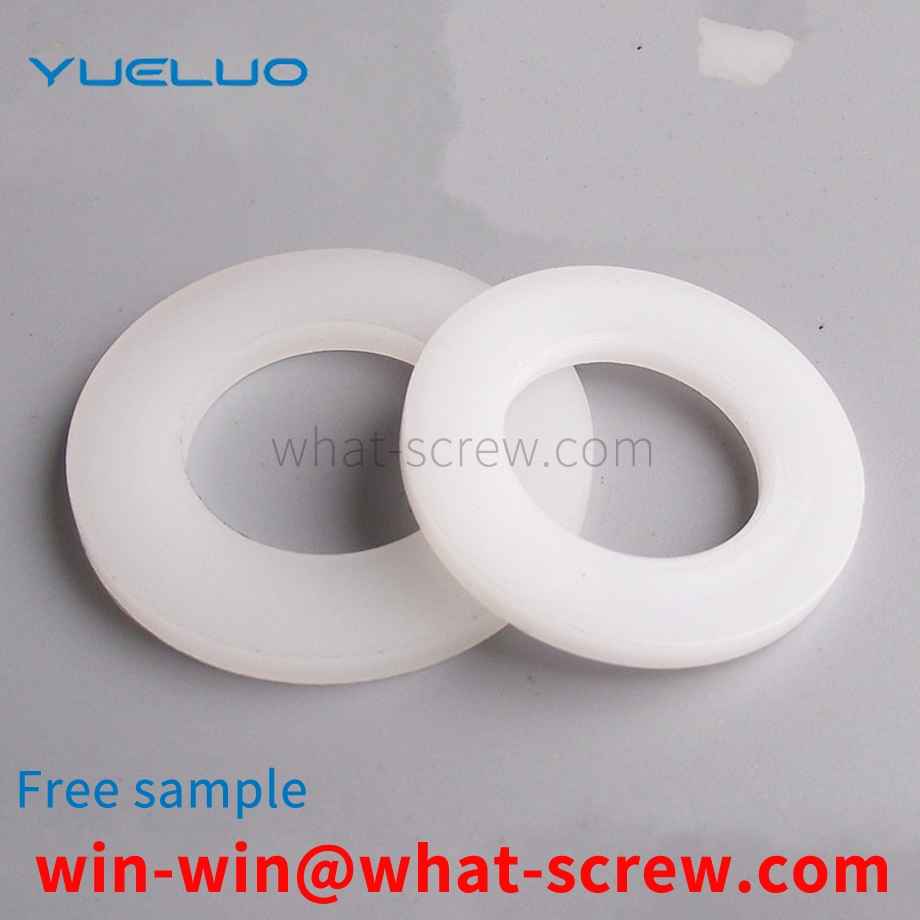 Larger and thicker plastic flat pad