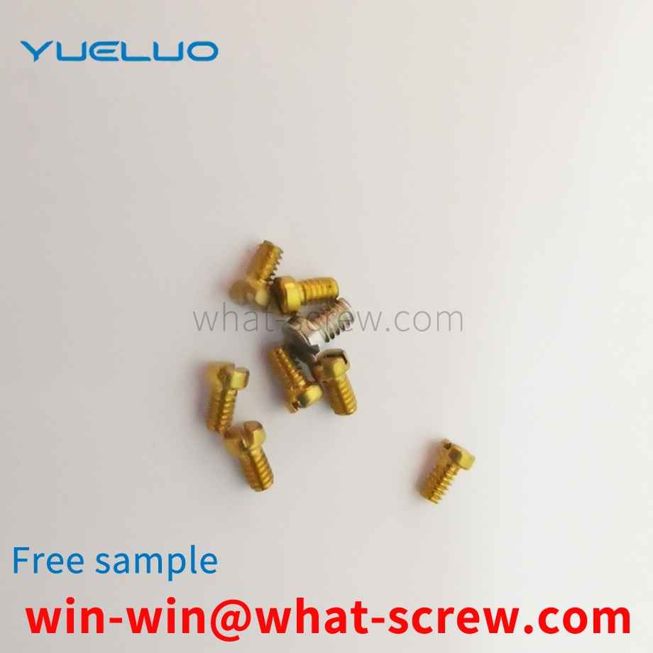 Slotted screw