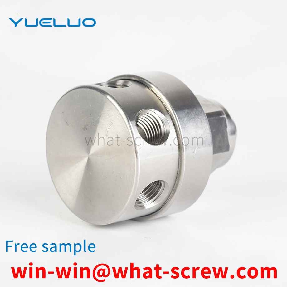 Supply pressure reducing valve body with five holes