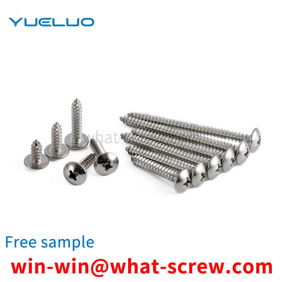 Large flat head self-tapping screw