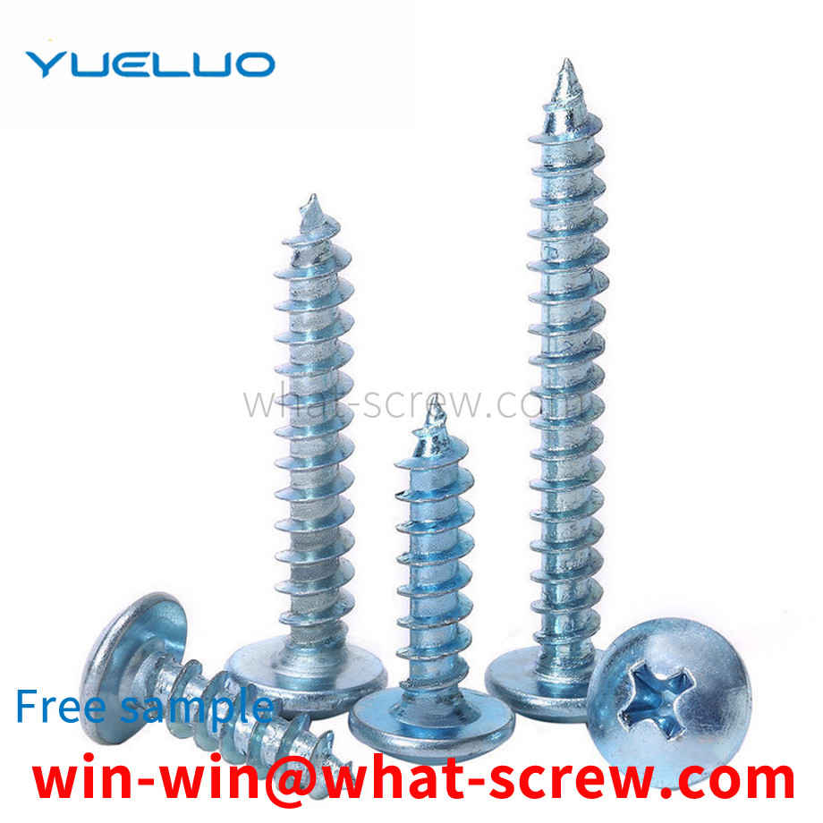 Large flat head self-tapping screw