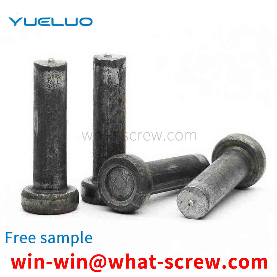 Cylindrical head welding stud