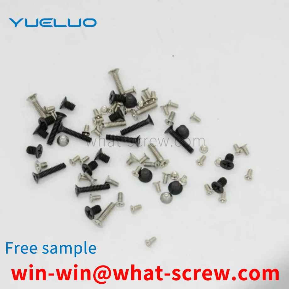 Cross recessed countersunk head machine screws