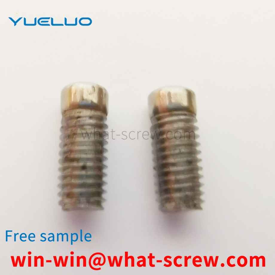 Cross flat head machine screw