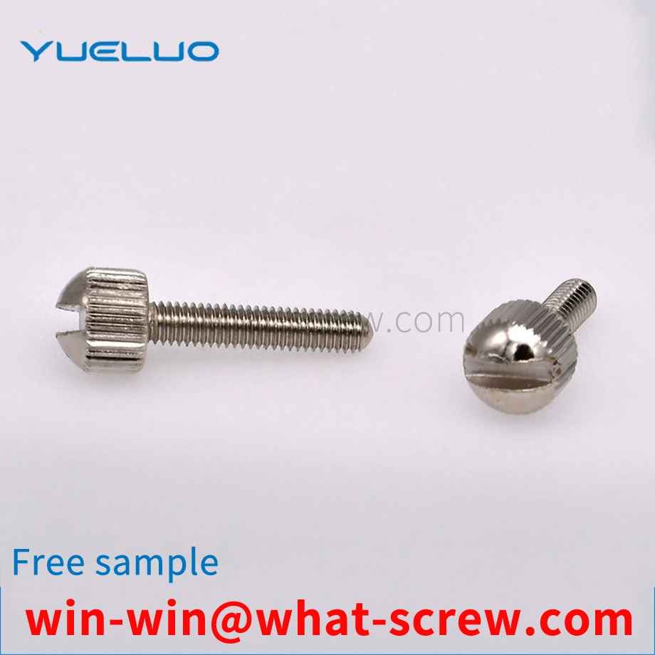 Production of slotted round head screws