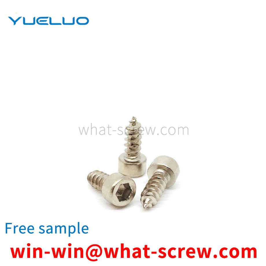 Cylinder head screw