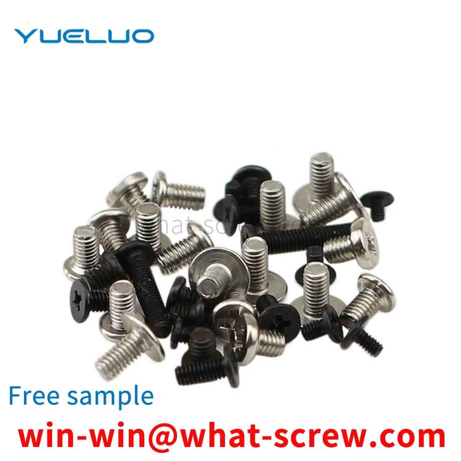 Cross head machine screw