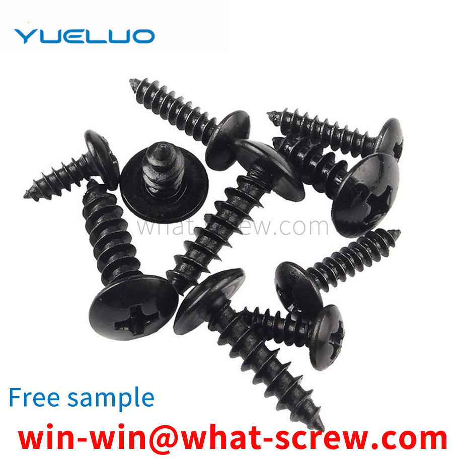 Large flat head self-tapping screw