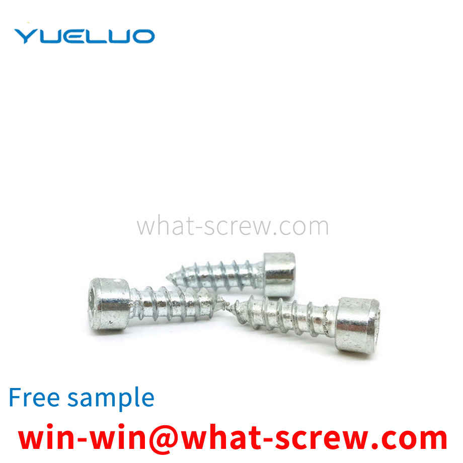 Cylinder head screw