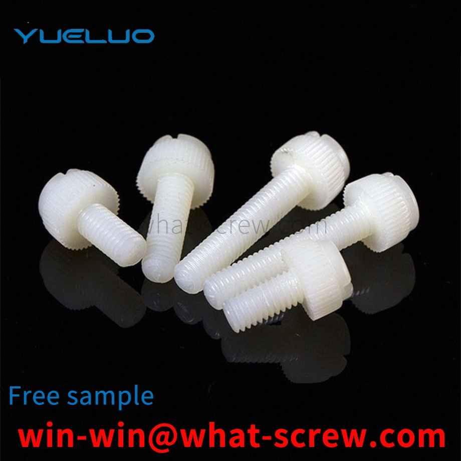 Knurled Screws