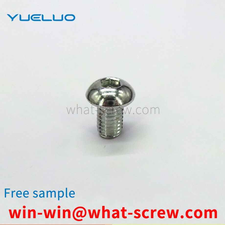 Processing round head screws