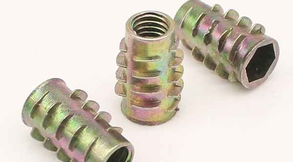 Production of internal and external teeth nuts with grooves without pads drilling wood furniture nuts 1/2-13 1/4-20