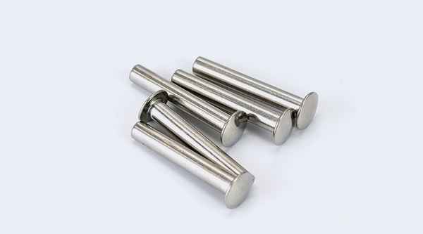 Processing 304 stainless steel flat round head semi-hollow rivets hollow rivets luggage semi-hollow rivets 5/8