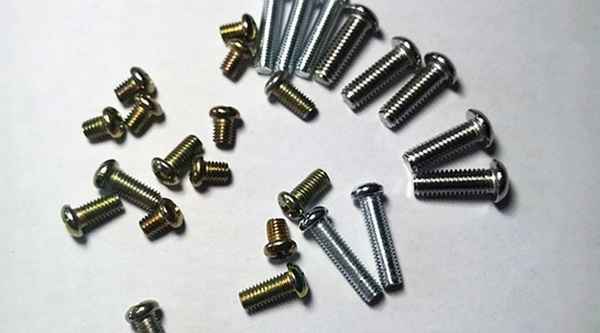 Customized round machine GB818 white zinc cross pan head screw half round head screw 3/4