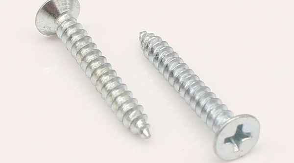 Production of blue and white zinc plus hard flat head countersunk head self-tapping screws plus hard self-tapping screws 3/4