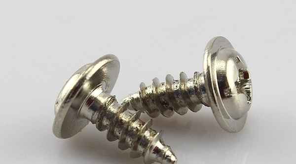 Wholesale 304 stainless steel round head with pad pointed tail self-tapping screw pan head self-tapping screw electronic screw