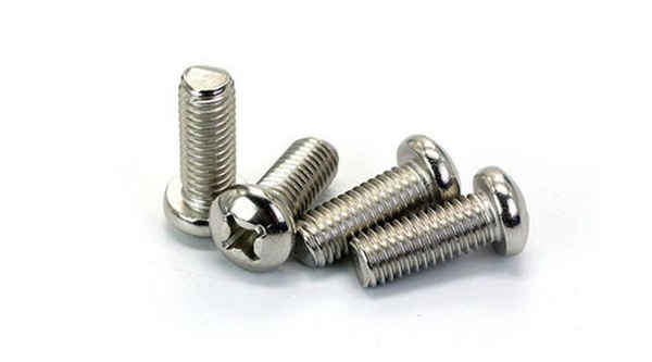 Production of 304 stainless steel round machine screw pan head machine wire screw 3/4 5/8