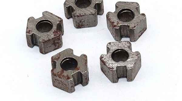 Special-shaped cage nutNon-standard nutThree groove nutInjection nut