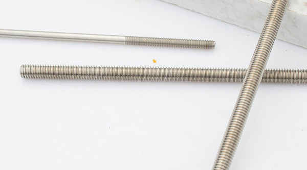 Processing 316 stainless steel double-headed full-tooth screw tooth bar through wire screw tooth bar length can be 3/4