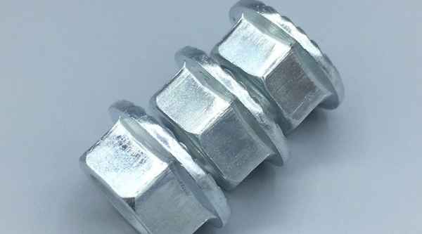 Customized carbon steel flange nut high-strength hexagonal flange nut non-slip nut flower tooth nut