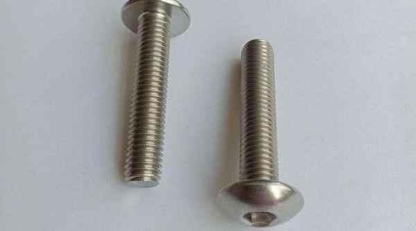 Customized U-bolt U-screw production U-shaped card bolt Dacromet processing 1/2-13