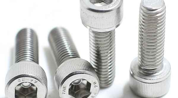 Production of national standard 316 stainless steel inner hexagon screw cylinder head screw DIN912 cup head 3/4