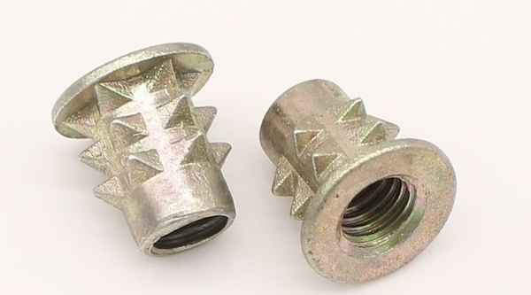 Supply screw nut zinc alloy barbed pad drill wood nut barb mother 3/8