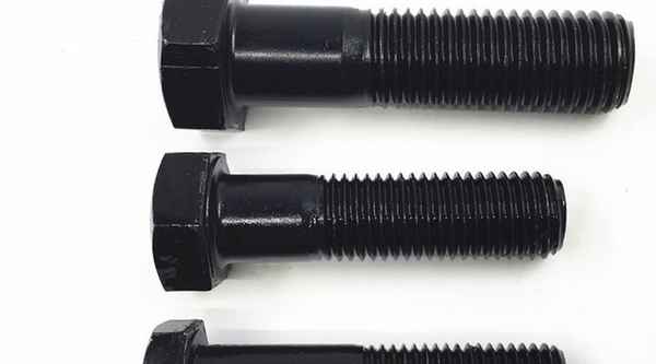 Processing grade 10.9 half-tooth bolts, high-strength hex screws GB5782, the surface is black