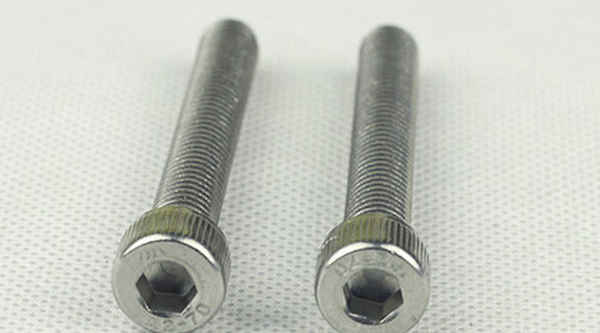 Customized stainless steel cylindrical head socket head bolt standard parts 304 fasteners 3/8