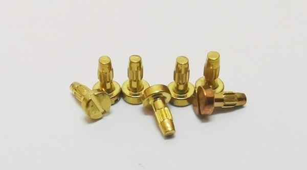 Supply of clock screws, slotted clock surface nails, fast delivery cycle