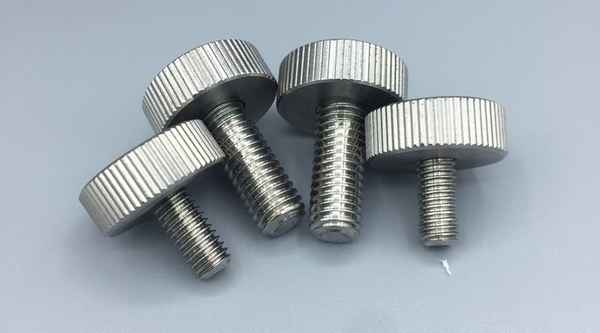 Customized 304 stainless steel flat head knurled hand screw flat head screw big head hand screw 3/4